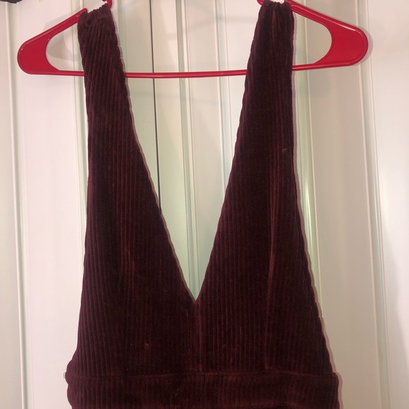 HP 🎉 Burgundy Overalls Skirt - Picture 3 of 13